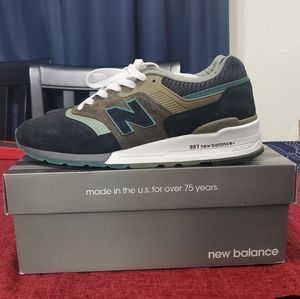 New Balance 997